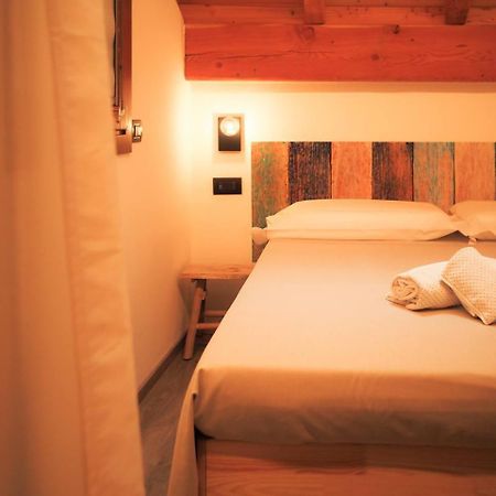 Casa Armida Apartment Tirano Bagian luar foto
