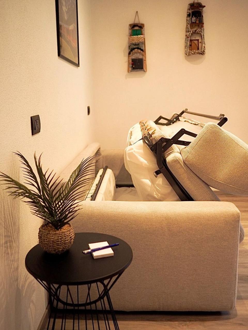 Casa Armida Apartment Tirano Bagian luar foto